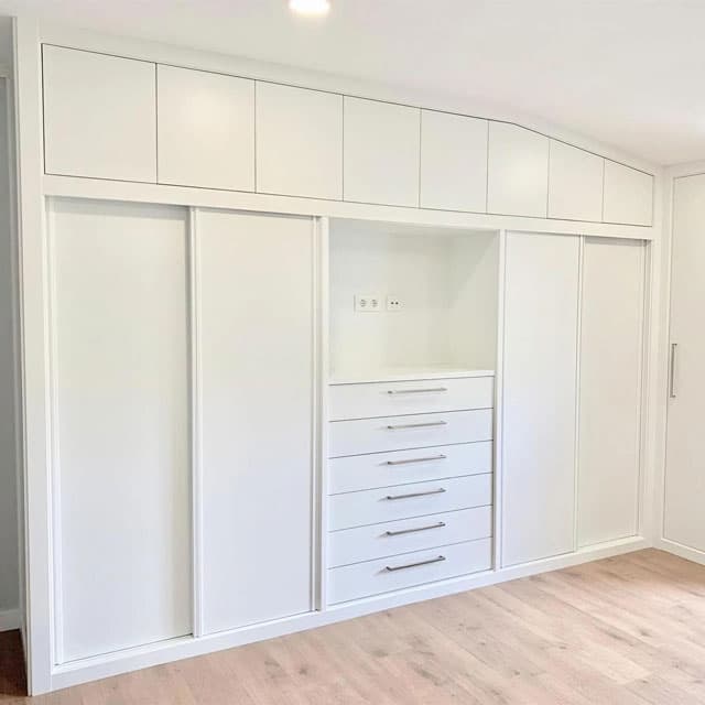 Tus armarios a medida en Sanxenxo los diseñamos nosotros